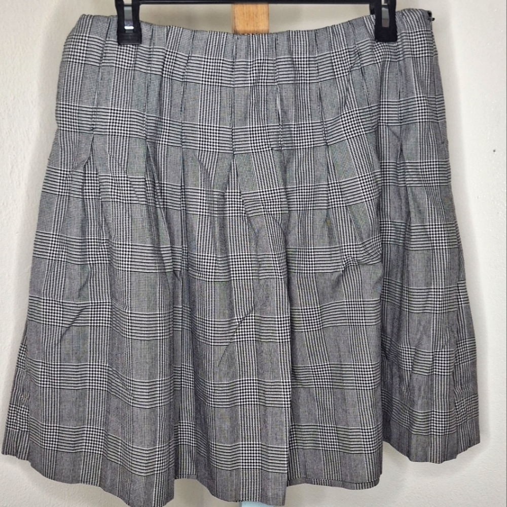 3/$15 Mills Schoolgirl Skirt